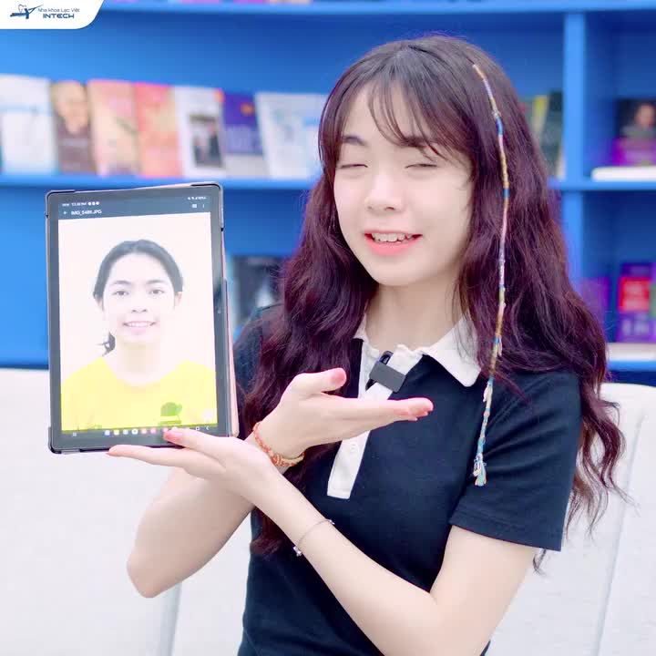 NỮ SINH TÌM LẠI ĐƯỢC NỤ CƯỜI HỒN NHIÊN ĐÚNG LỨA TUỔI SAU KHI NIỀNG RĂNG