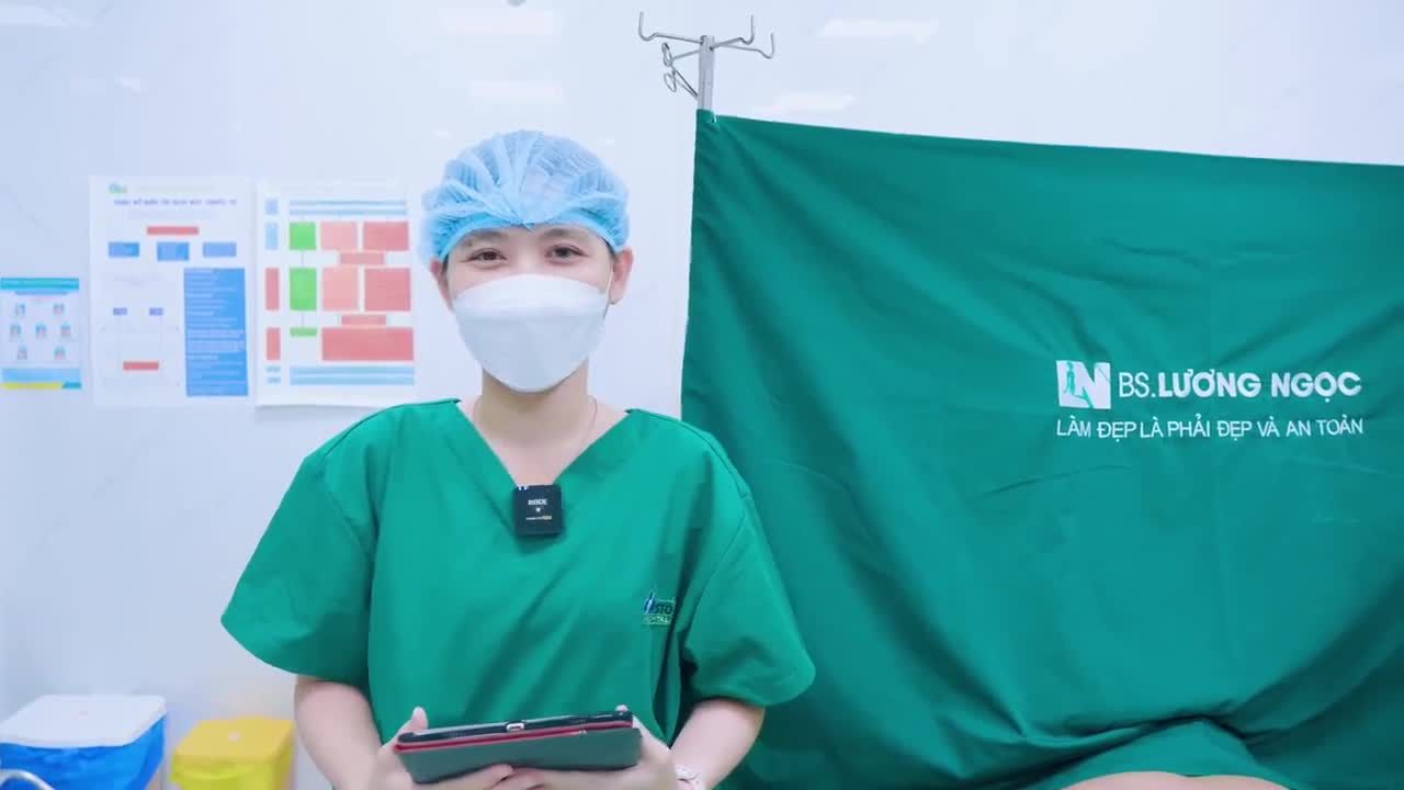 Là những thay đổi ngoạn mục của chị khách hàng sau hơn 60 phút thực hiện hút mỡ tay - lưng - nách cùng ekip Bác sĩ Lương Ngọc.