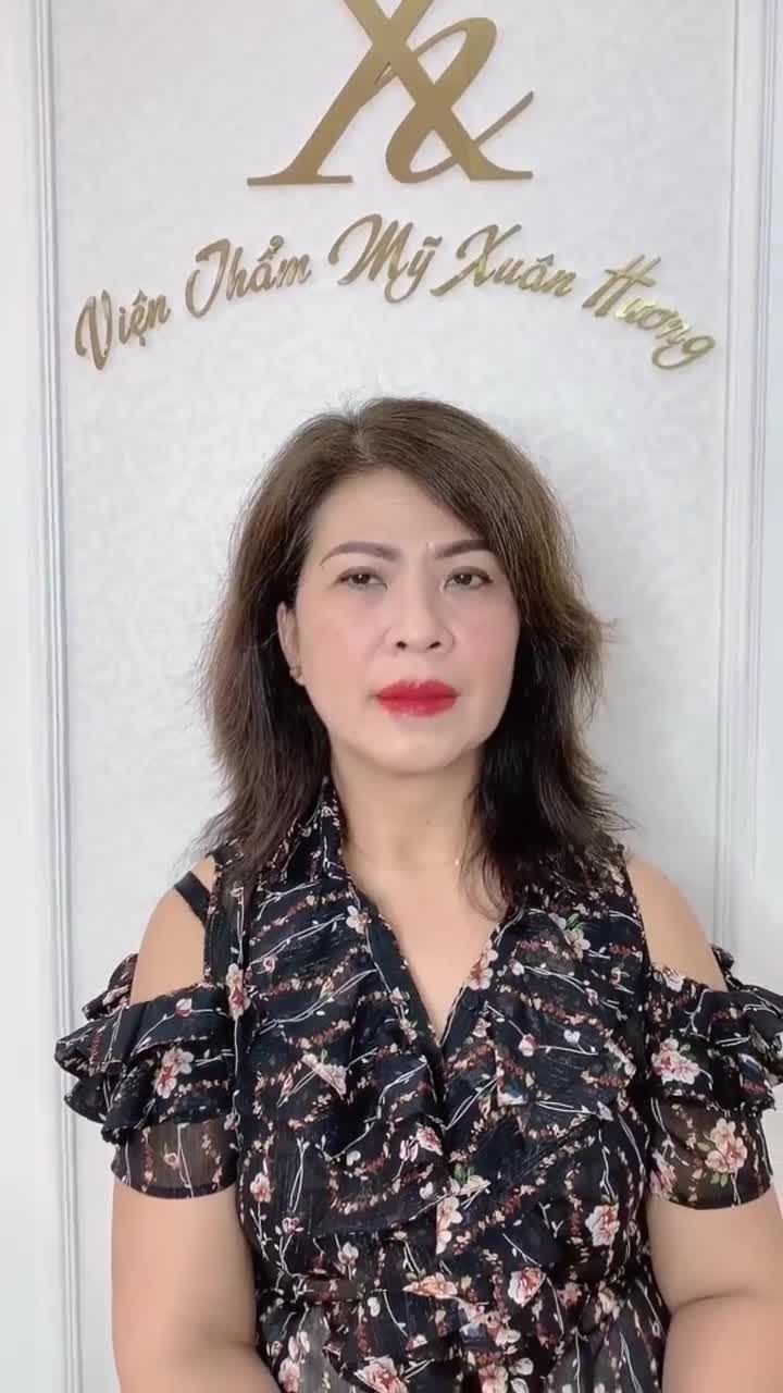 Màu môi siêu đẹp cho cô khách hàng đến từ Pháp