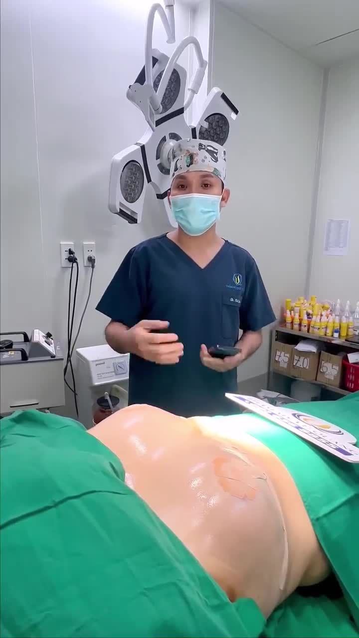 Kết quả phẫu thuật ngực phì đại cho khách hàng của  Bác Sĩ Vũ Quang
