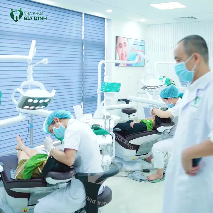 TRỒNG RĂNG IMPLANT TÍCH HỢP TRÍ TUỆ NHÂN TẠO