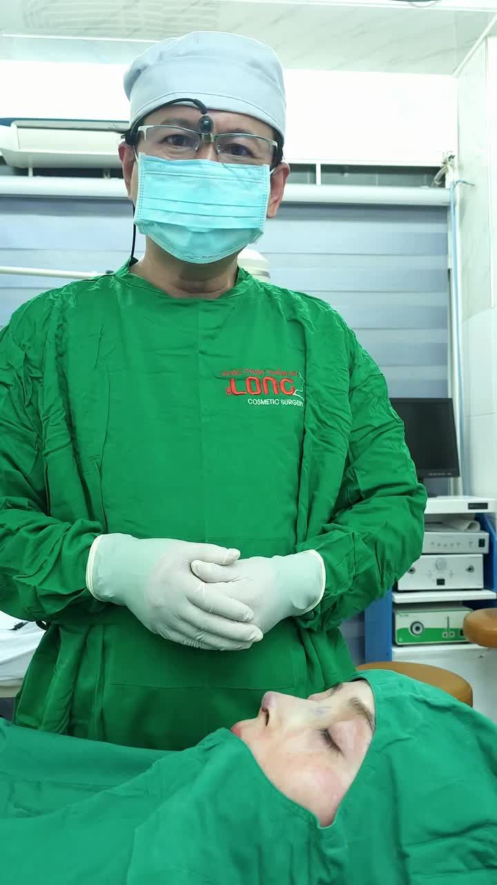 SỬA LẠI MŨI SAU 5 NĂM - MỘT COMBO HỦY DUNG CỰC MẠNH