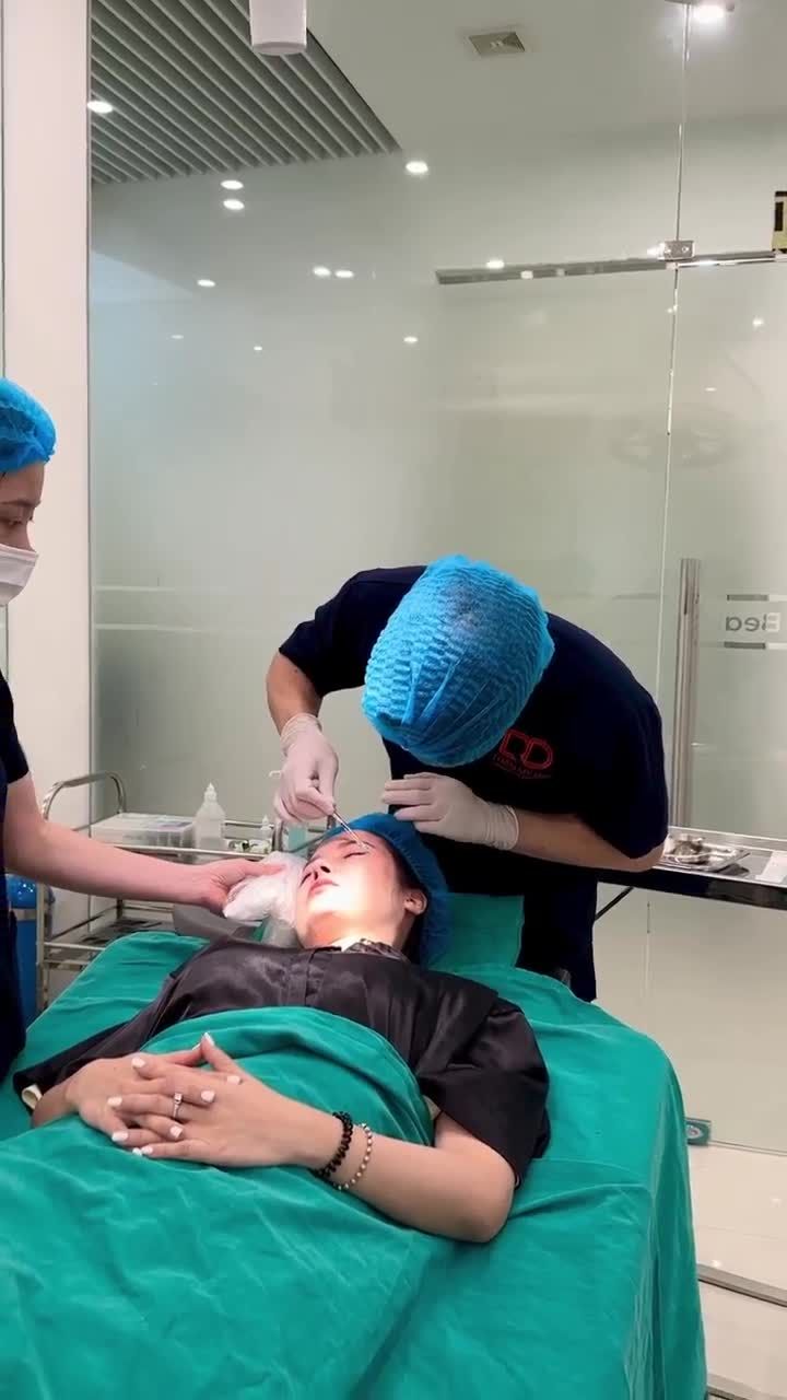 TIÊM BOTOX XÓA NHĂN - CẦN CHỌN SẢN PHẨM TỐT - BÁC SĨ UY TÍN