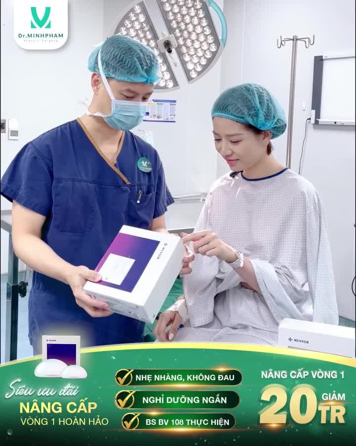 Cùng Dr. Minh Phạm Check "hàng", "Đập hộp" nguyên seal 1 chiếc túi ngực Mentor Extra 270cc cho bạn gái trước PT