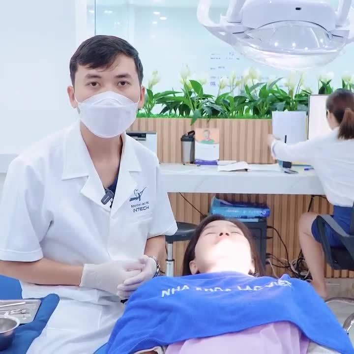 KHÁM PHÁ QUY TRÌNH LẮP RĂNG CHO KHÁCH HÀNG MẤT RĂNG 37