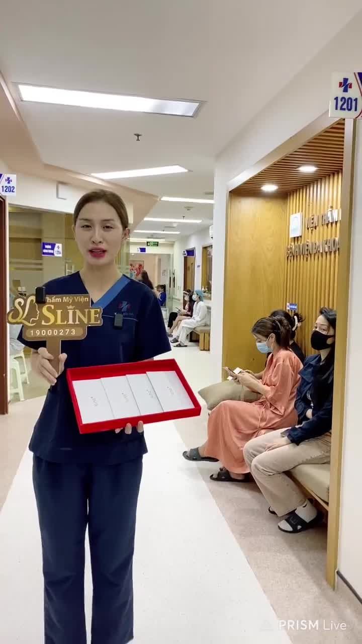 ĐỘ "LOA" NHẬN QUÀ CÙNG EKIP SLINE