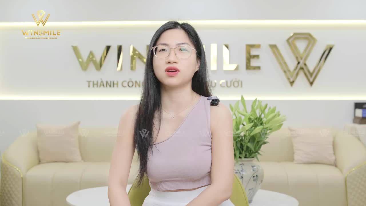 SAU 3 NĂM LÀM RĂNG, NỮ KHÁCH HÀNG THỔ LỘ LÝ DO VÌ SAO HAY "MÁCH" HỘI CHỊ EM ĐẾN WIN SMILE