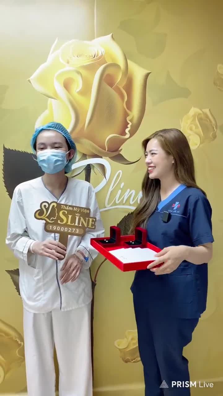 Ngày hôm nay, có qúa nhiều phần quà giá trị trao ngay khách hàng khi nâng cấp vòng 1 với Sline.