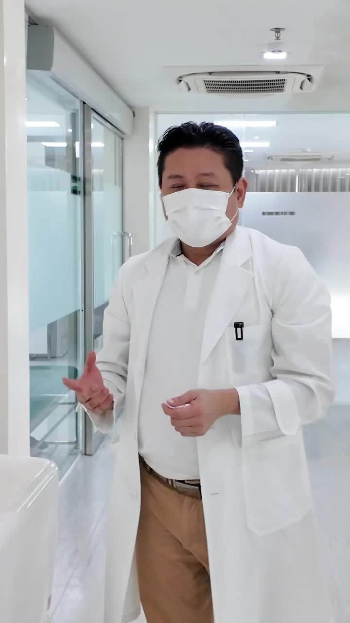 VÌ SAO "EVA" GIÃN RỘNG DÙ SINH MỔ ??