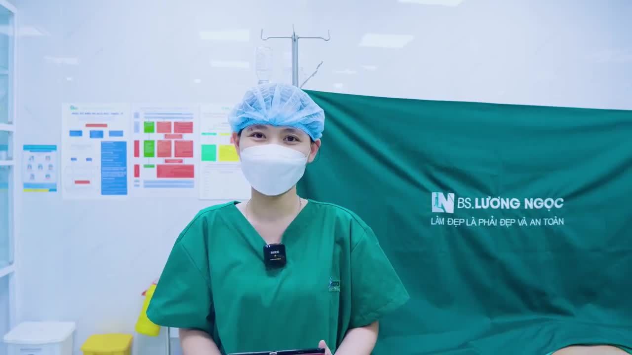 Chị Vân đến với ekip Bác sĩ Lương Ngọc trong tình trạng dư thừa mỡ vùng bụng sau khi sinh bé thứ hai và mong muốn cải thiện vóc dáng của mình trở lại như trước.
