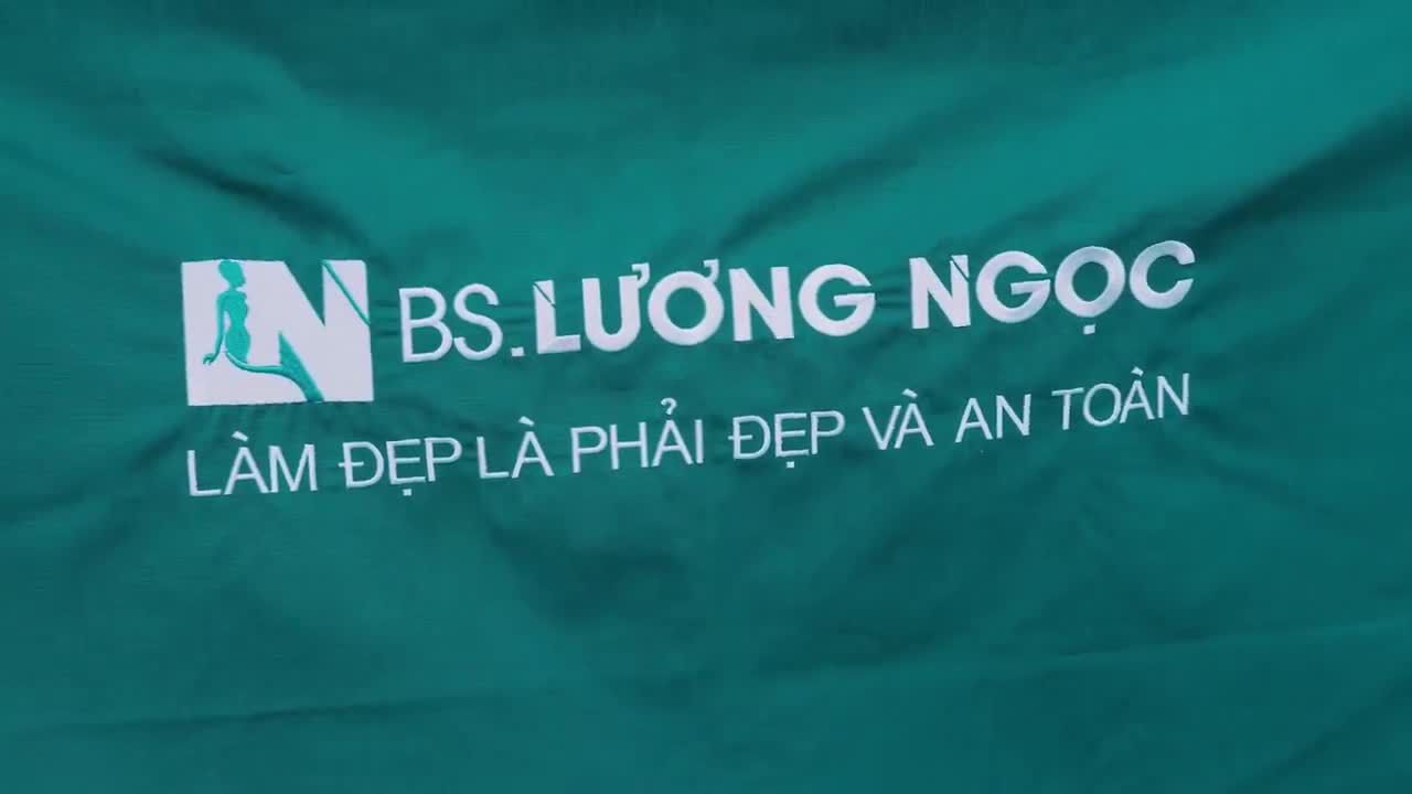 Mời chị em cùng chiêm ngưỡng kết quả thay đổi ngoạn mục sau ca hút mỡ bụng siết eo mà bác sĩ Lương Ngọc vừa thực hiện xong cho bạn khách sinh năm 1981 đã qua 2 lần sinh nở!