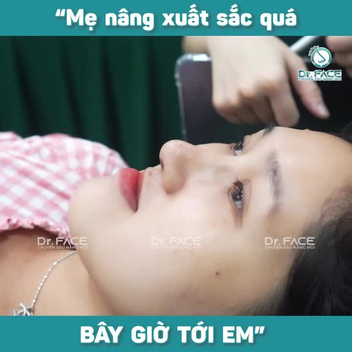“MẸ NÂNG XUẤT SẮC QUÁ BÂY GIỜ TỚI EM”