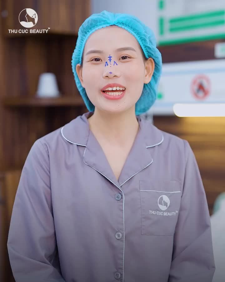 Mũi TC - Sau 30P thực hiện loại bỏ tình trạng mũi thấp, đầu mũi to Không đau. Không sưng. Hồi phục nhanh x2
