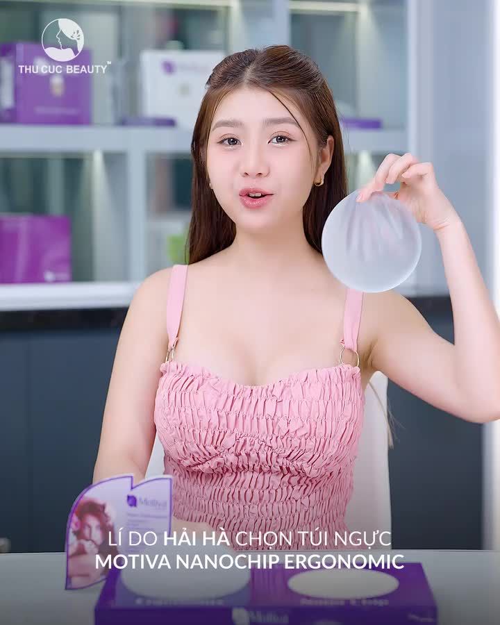 Hải Hà Bunny upsize V1 với dòng túi Motiva siêu hot