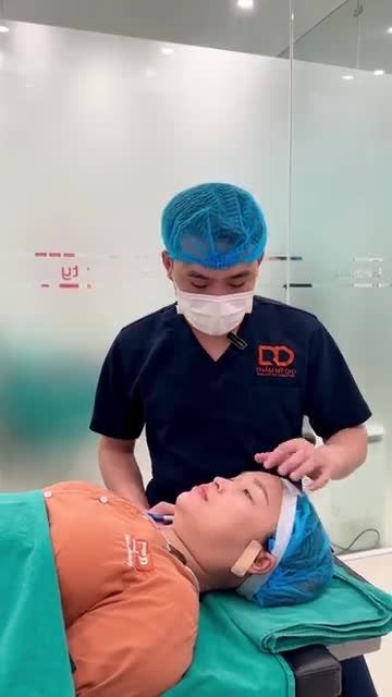 BÁC SĨ HỒNG NGUYÊN CHIA SẺ VỀ TÌNH TRẠNG MŨI CỦA KHÁCH HÀNG TRƯỚC KHI PHẪU THUẬT