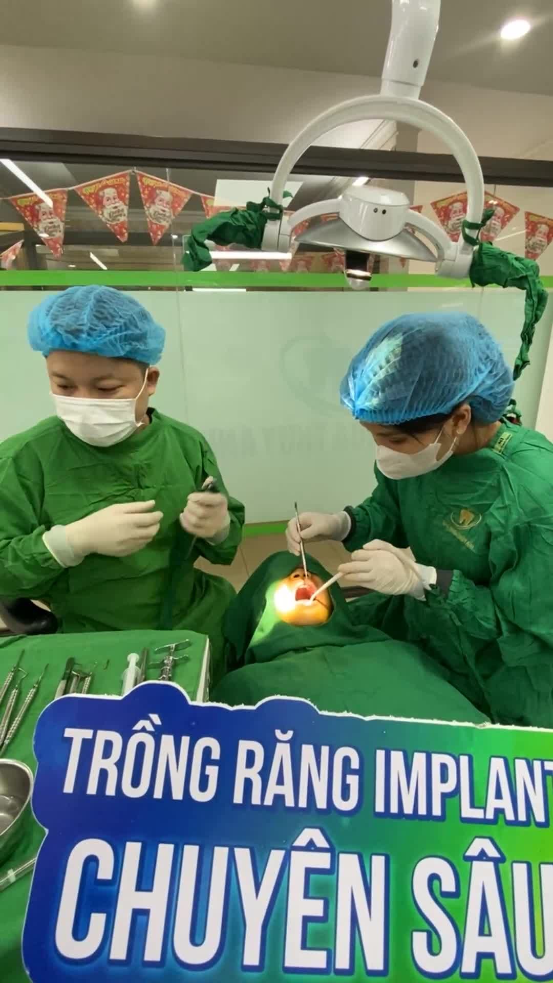 Ca cấy ghép chân răng nhân tạo implant để khôi phục lại vị trí mất răng #36 cho khách hàng tại cơ sở Phổ Yên