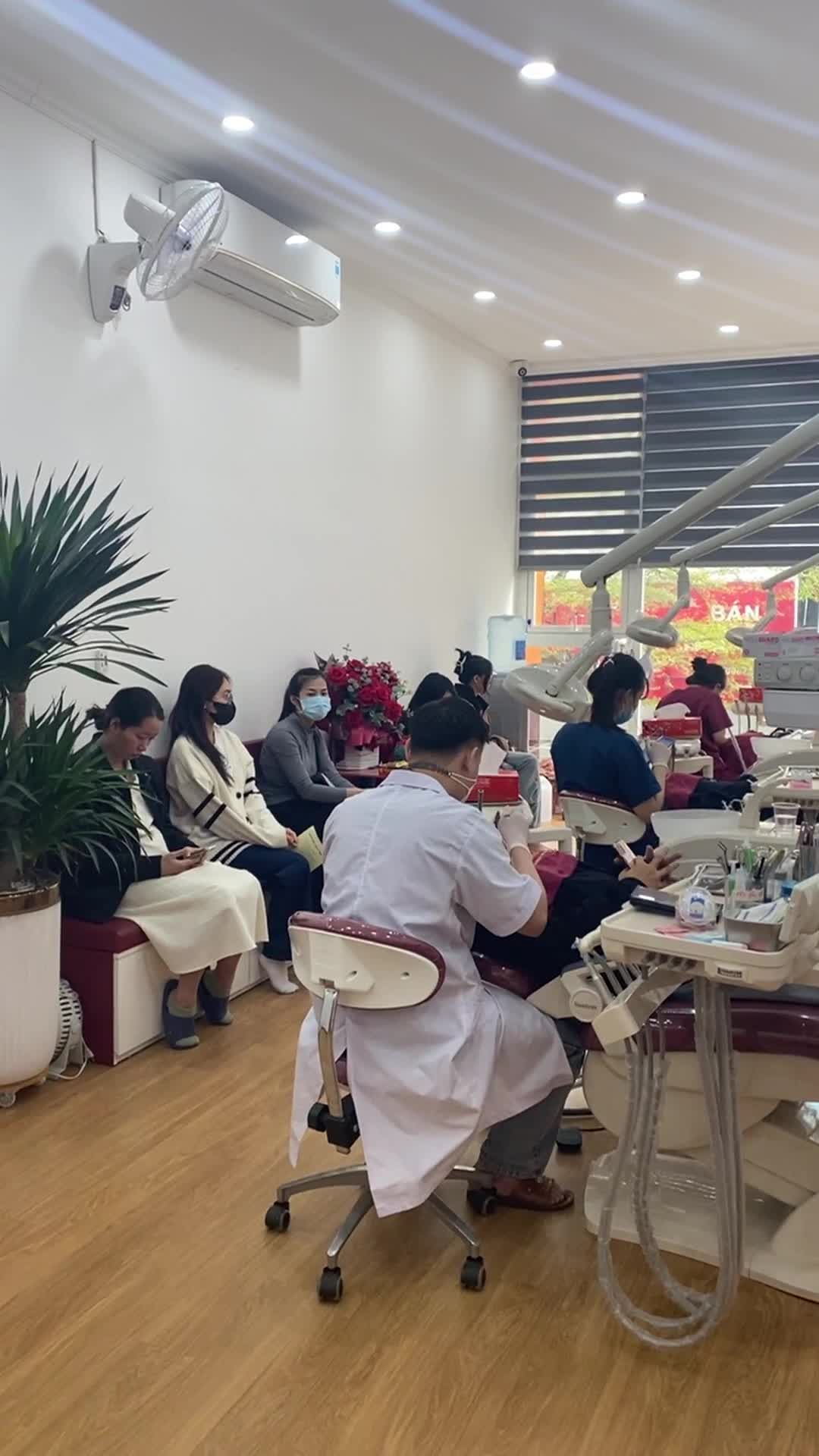 2 CA THÁO NIỀNG THÀNH CÔNG MỸ MÃN TẠI VIP DENTIST VÀO SÁNG THỨ 7