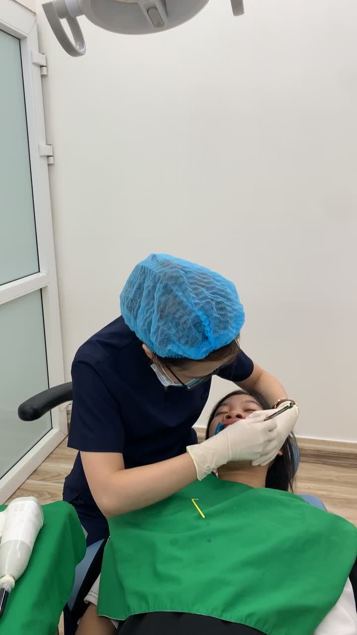 Ca gắn mắc cài điều trị tình trạng răng hô, khấp khểnh cho bạn Kim tại cơ sở Phổ  Yên