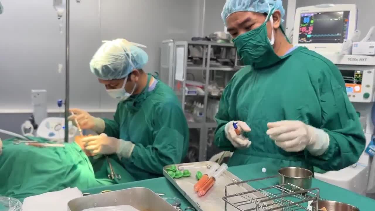 CẬN CẢNH QUÁ TRÌNH CẤY MỠ TOÀN MẶT CHO BẠN KHÁCH HÀNG