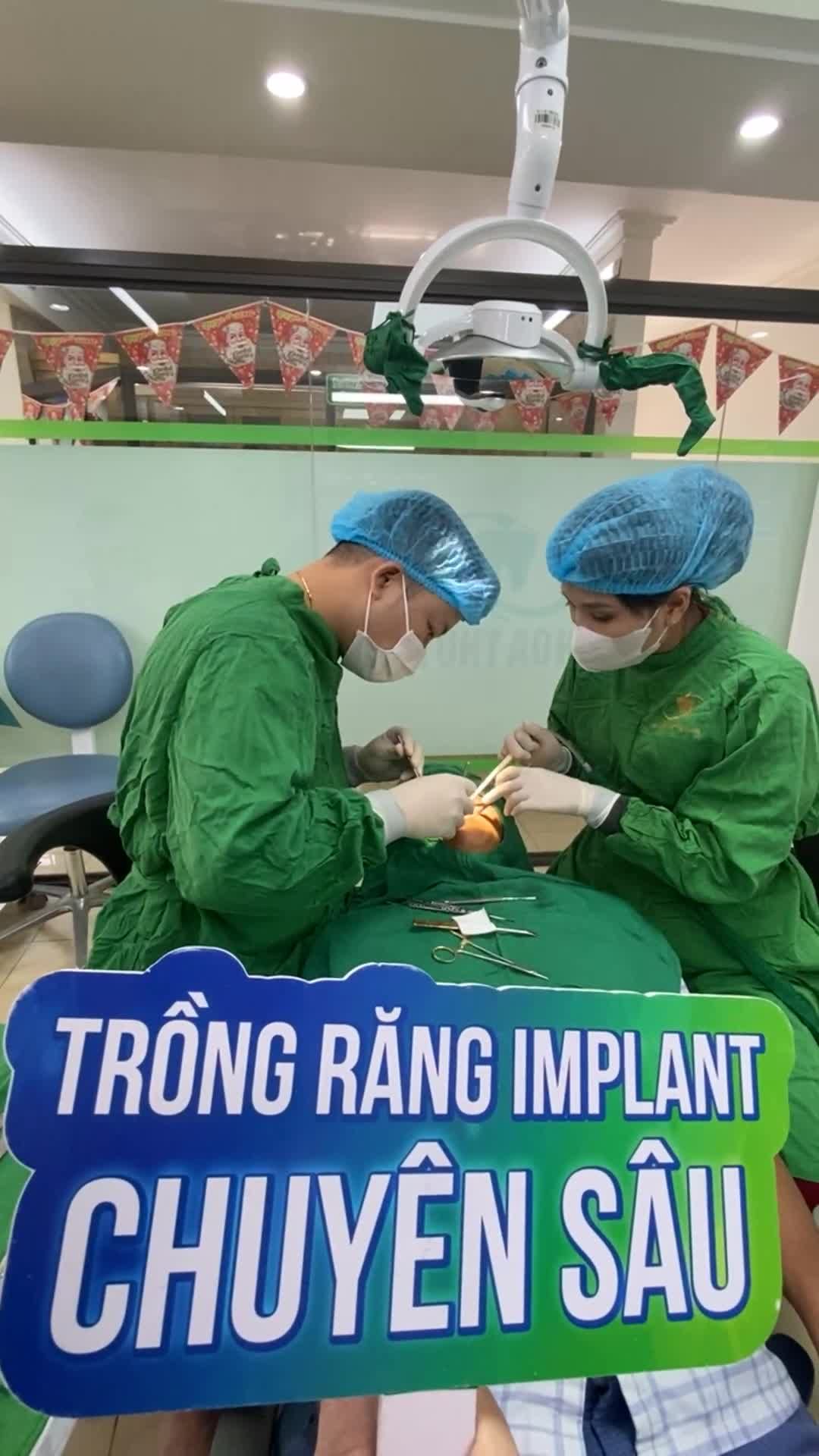 Ca cấy ghép chân răng nhân tạo implant để khôi phục lại vị trí mất răng 46; 47 cho khách hàng tại cơ sở Phổ Yên