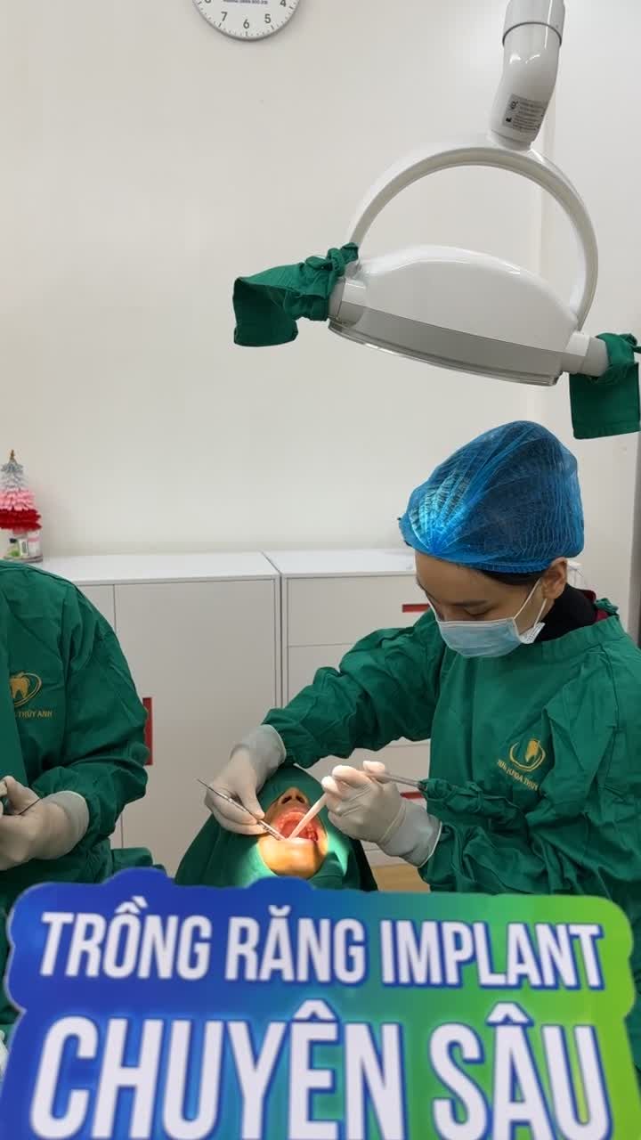 Ca cấy ghép chân răng nhân tạo implant để khôi phục lại vị trí mất răng 36 lâu ngày cho anh Hải tại cơ sở Thái Nguyên