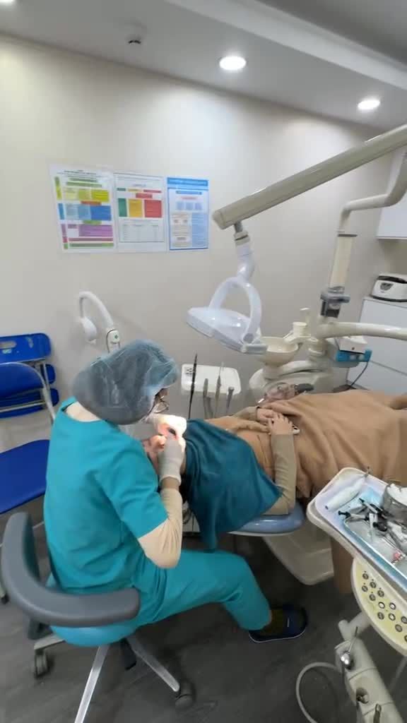 Tẩy trắng sau tháo mắc cài