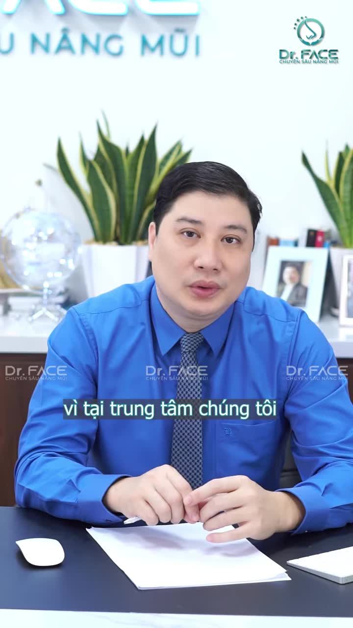 Lúc nâng mũi LỠ TRÁO BÁC SĨ rồi sao?