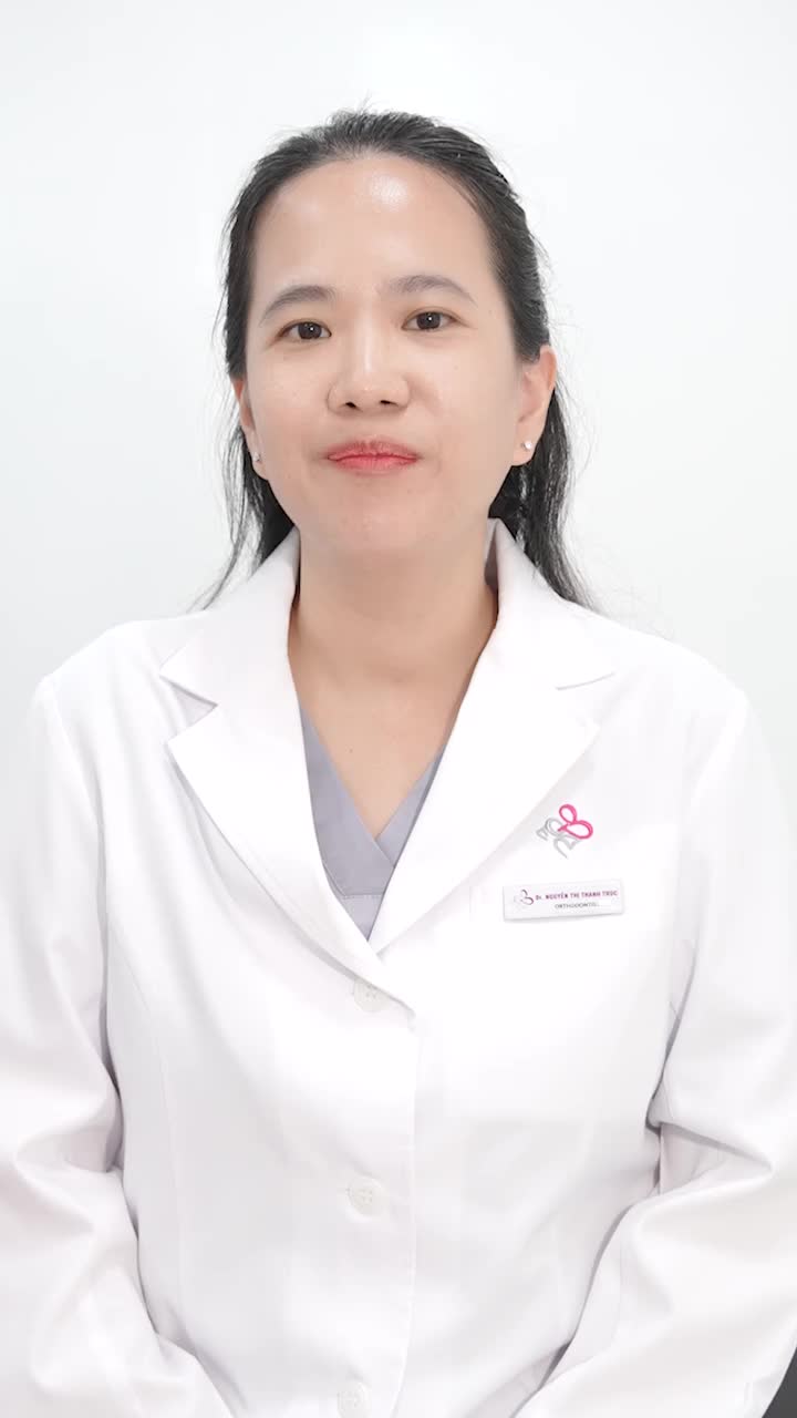 Dạo gần đây Elite đang được nhận khá nhiều câu hỏi về dòng khay Essentials by Invisalign: