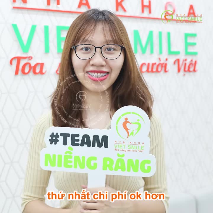 “Nếu xét về các loại mắc cài, thì em thấy niềng mắc cài kim loại cũng xinh mà..”