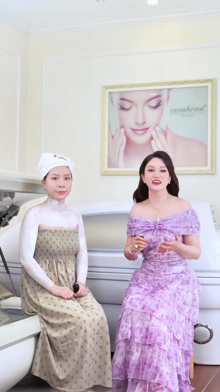 Khách hàng thân quen chia sẻ trải nghiệm làm dịch vụ Tắm dưỡng sáng da White Secret tại Viện Thẩm Mỹ Xuân Hương