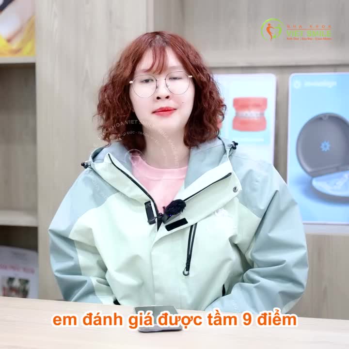 "Nếu trước đây răng của em chỉ được 2 điểm thì hiện tại em đánh giá được 9 điểm...."