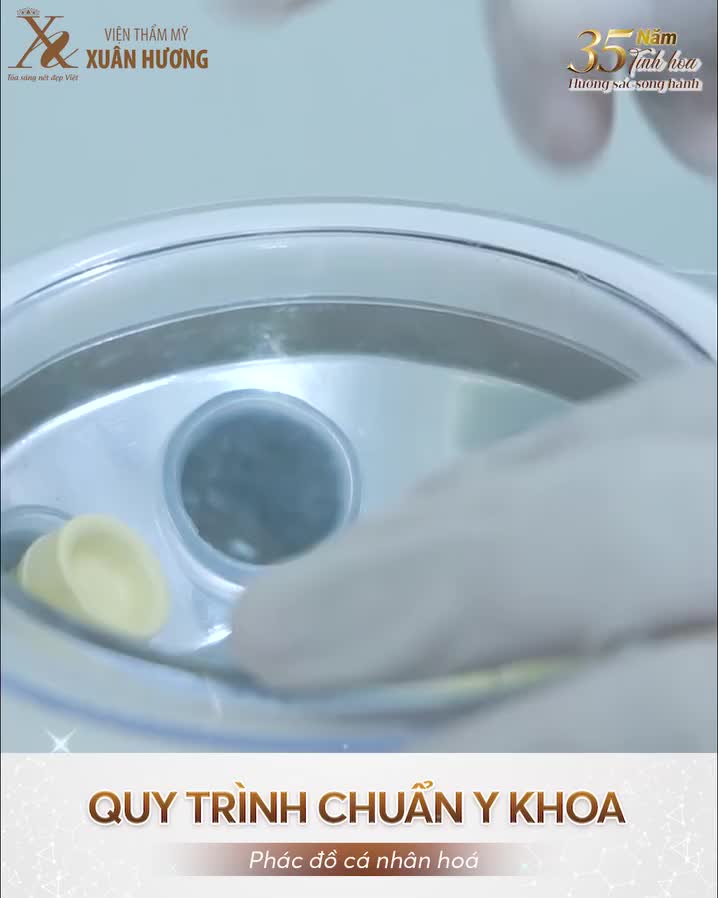 U40 mà da vẫn căng bóng sáng hồng, không chút khuyết điểm, khô ráp hay thâm sạm thử phương pháp này ngay