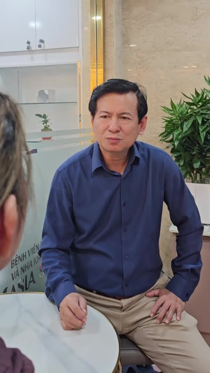 Sự thật về chiếc mũi hỏng dù buồn nhưng bác sĩ Long vẫn phải trả lời thật.