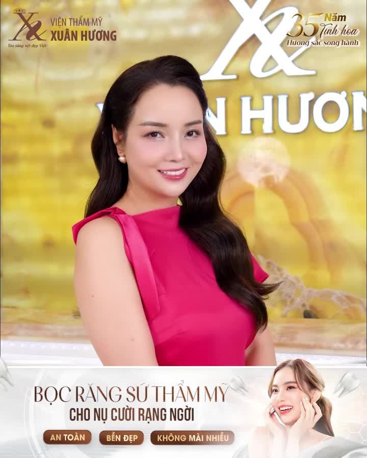 Diễn viên – đạo diễn Mai Thu Huyền, người phụ nữ nổi tiếng với phong cách chuyên nghiệp và kỹ tính, đã tin tưởng lựa chọn Xuân Hương để thay đổi nụ cười.