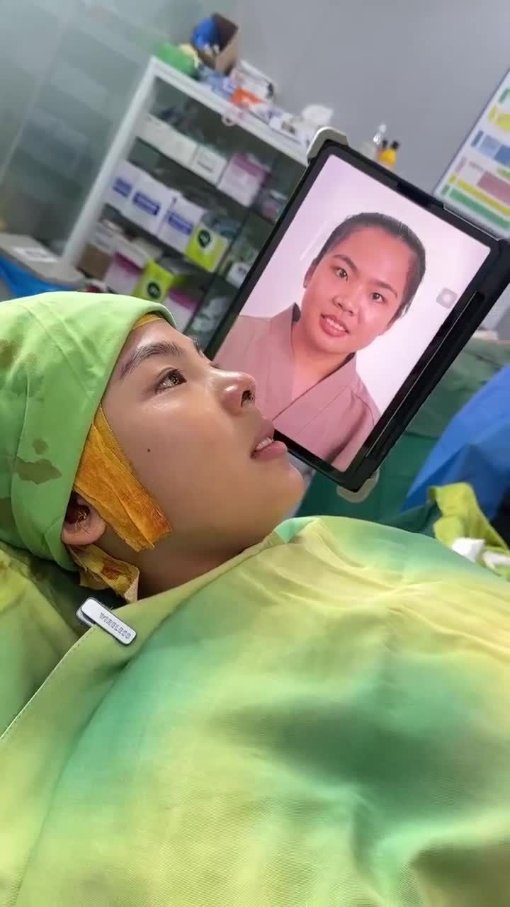 BÁC SĨ HOẠT HOÀN THÀNH CASE NÂNG MŨI CẤU TRÚC CHO BẠN KHÁCH 2K