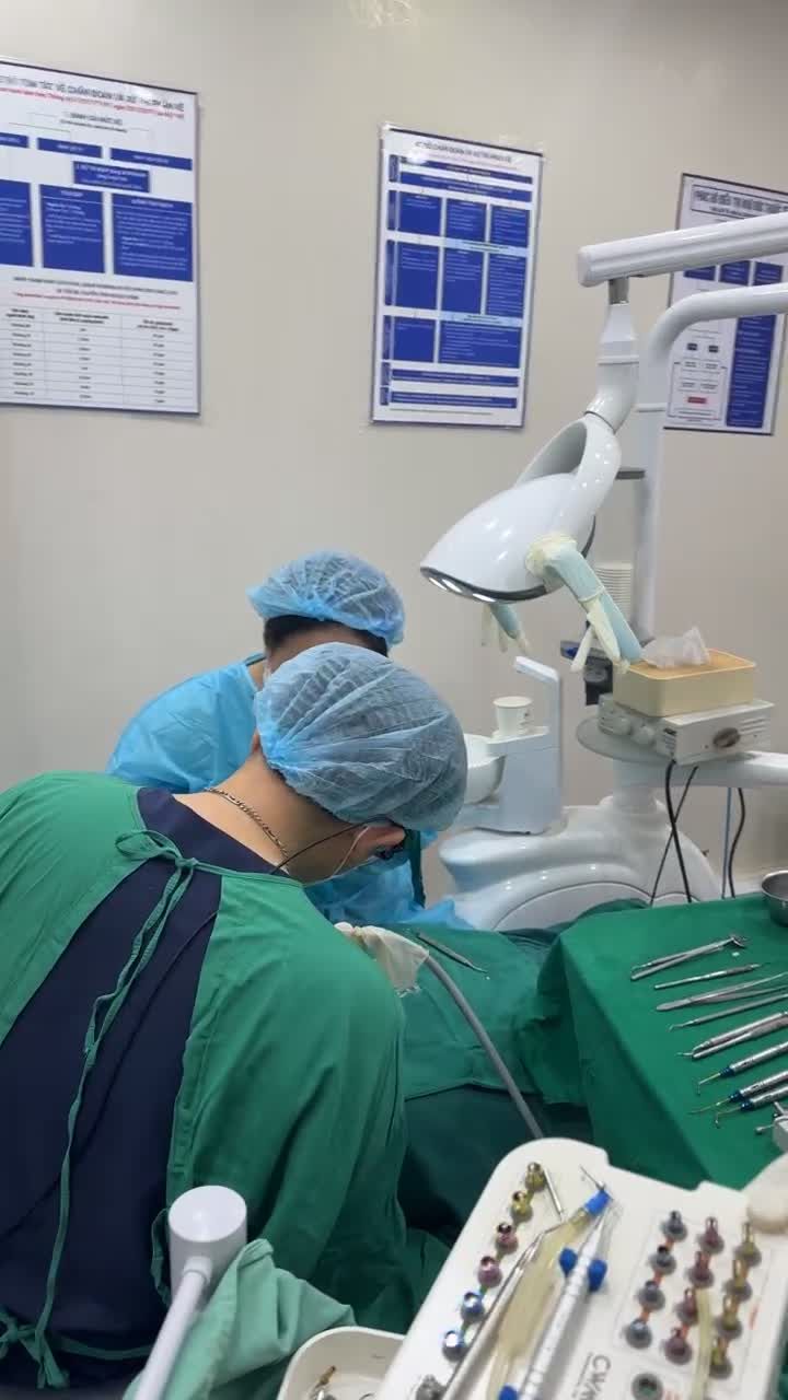 Ca trồng răng Implant cho vị khách Đài Loan tại chi nhánh Trần Duy Hưng