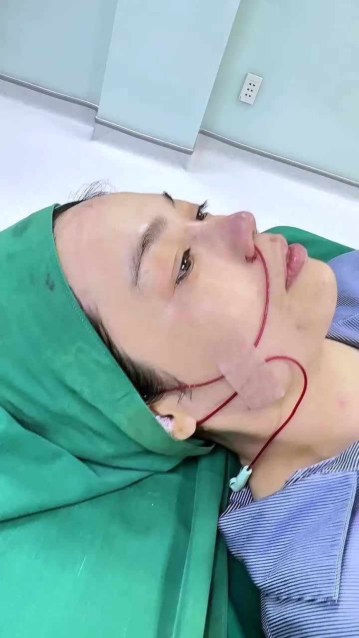 CHƯA TỪNG PHẪU THUẬT – NHƯNG LẦN ĐẦU ĐÃ LÀ BƯỚC CHUYỂN MÌNH NGOẠN MỤC