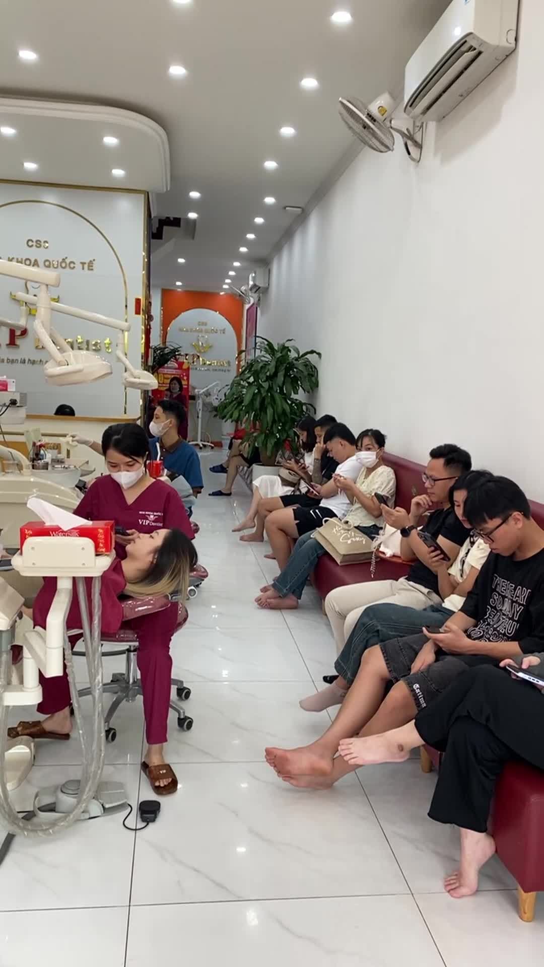 CA THÁO MẮC CÀI ĐÓN NỤ CƯỜI MỚI