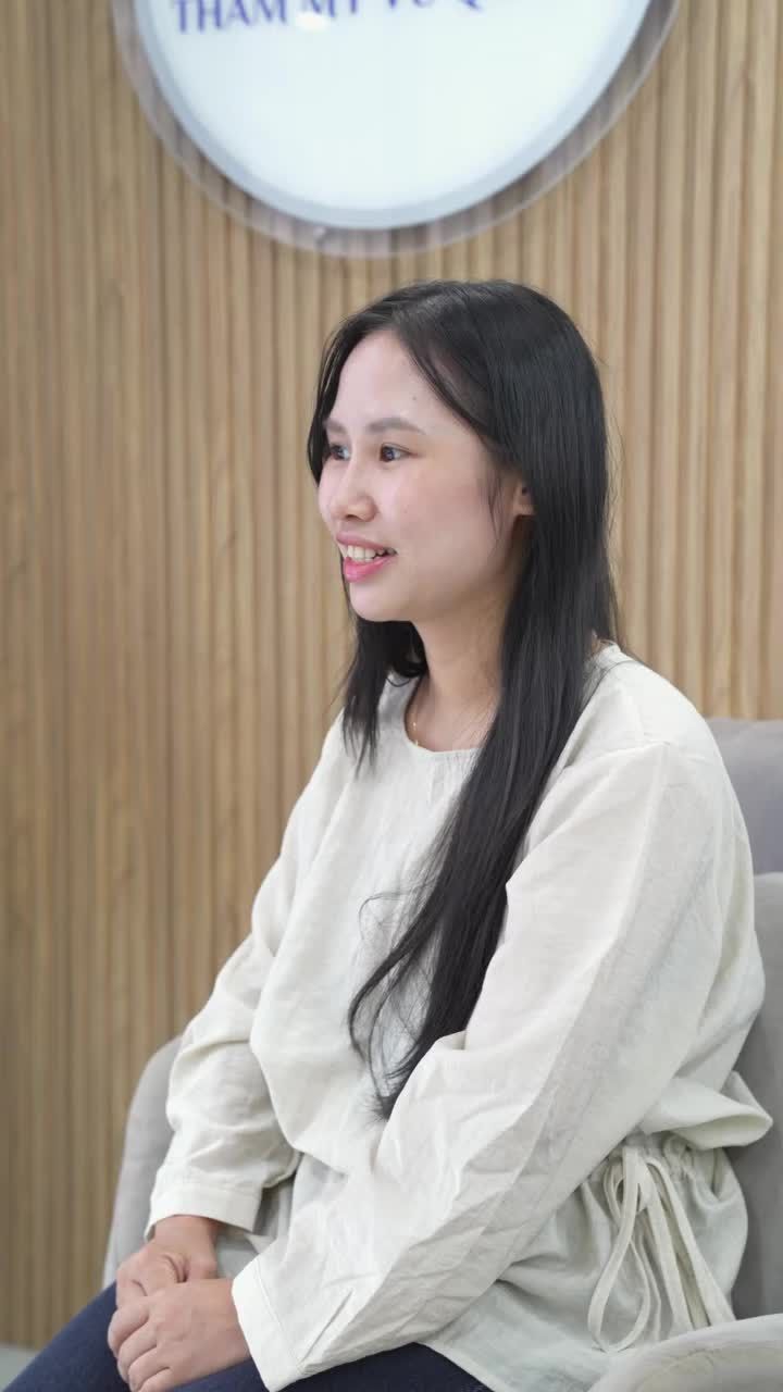 Khách hàng sau 2 tháng thực hiện nâng mũi cấu trúc softline