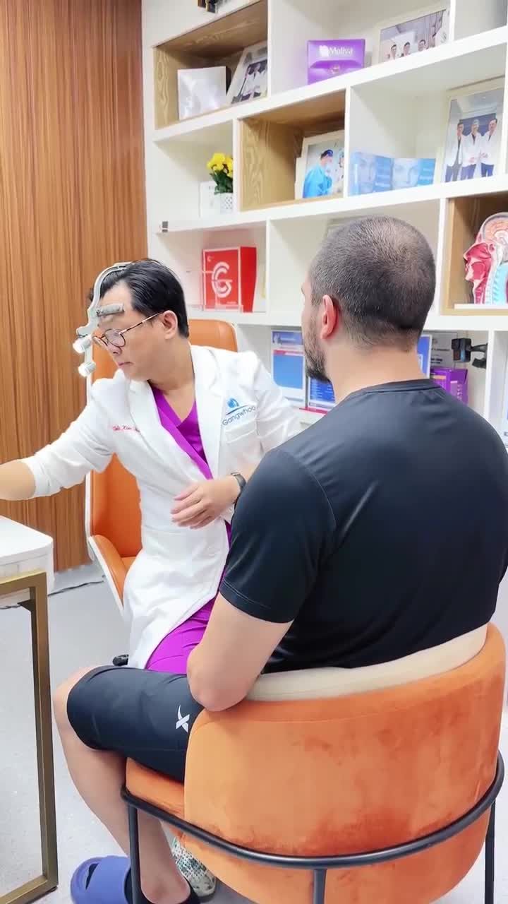 TRÌNH LỘT XÁC NHAN SẮC CỦA ANH A. – KHÁCH HÀNG NGƯỜI NGA TẠI BỆNH VIỆN THẨM MỸ GANGWHOO – DÁNG MŨI NAM TÍNH, SẮC NÉT!