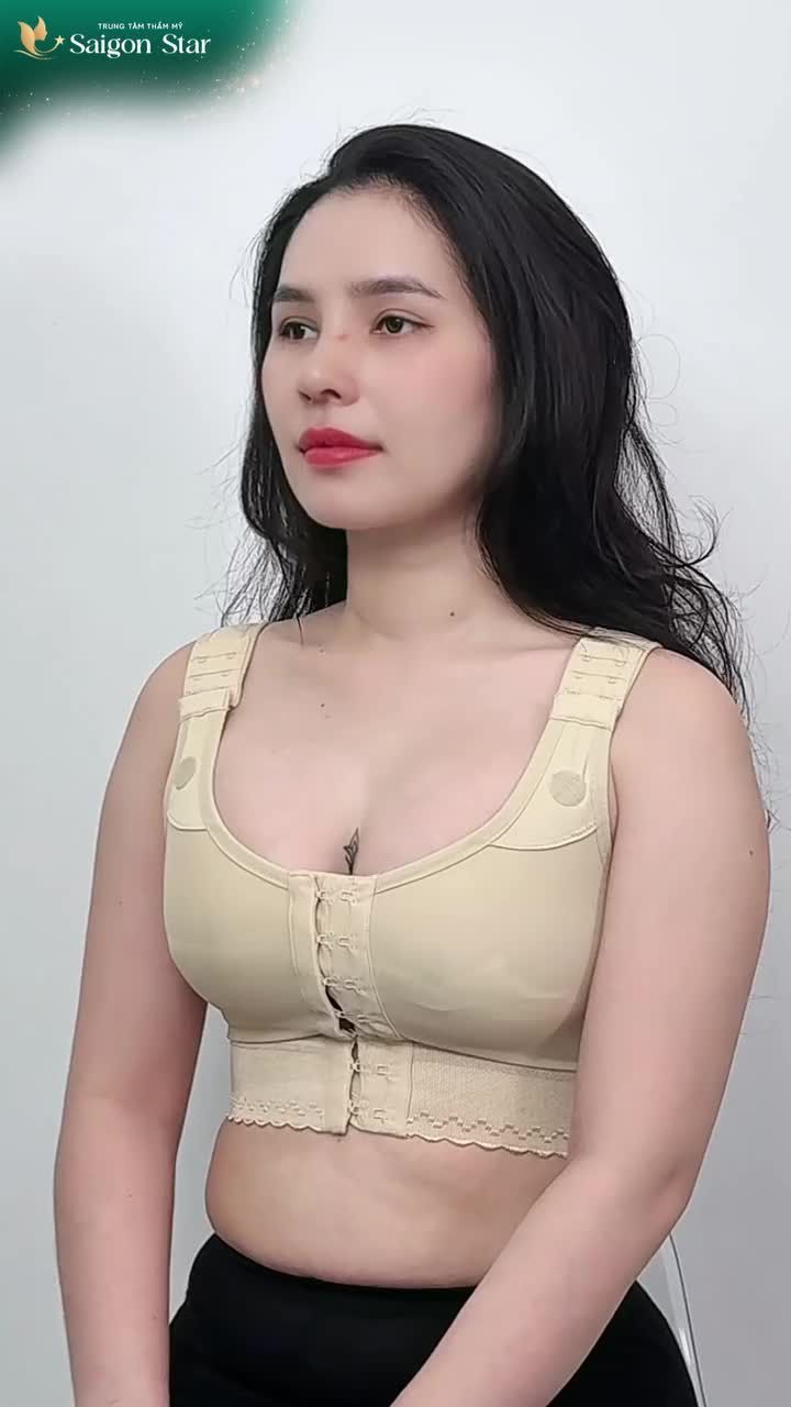 Đẹp không phải để ai ngắm. Đẹp để chính mình tự tin." - Chị khách hàng thành công nâng cấp phiên bản "xịn" nhất của chính mình với combo: