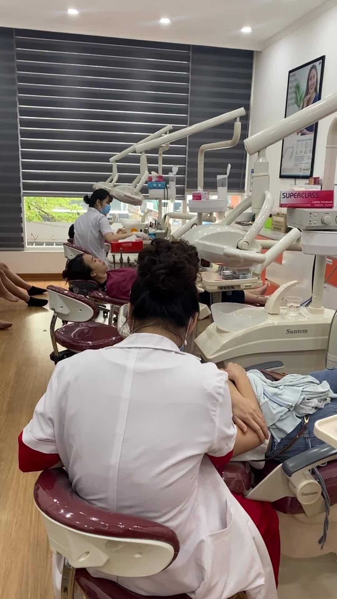 THÁO NIỀNG CHO CHỊ THANH HƯƠNG SAU 1 NĂM CHỈNH NHA