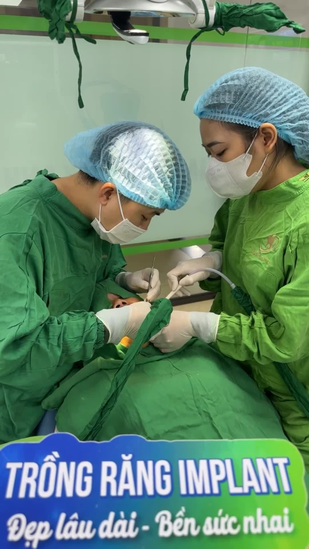 Ca cấy ghép chân răng nhân tạo Implant để khôi phục lại vị trí mất răng 36 hàm dưới cho khách hàng