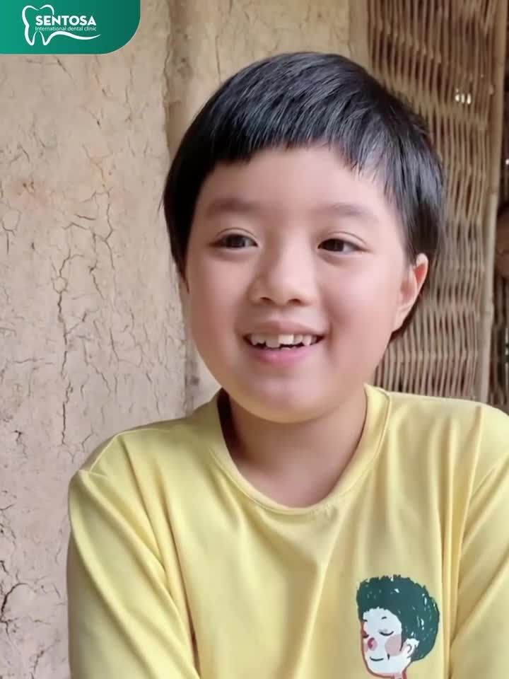 Phụ huynh nào cũng từng lo: “Con niềng răng mắc cài có chịu đau được không?”