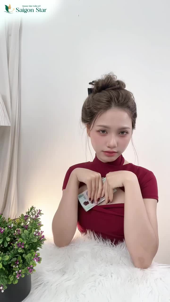 NHIỀU NGƯỜI NGOÀI KIA NÓI TUI MŨI TẸT NÊN MÌNH NHẮM MẮT ĐI NÂNG MŨI LUÔN