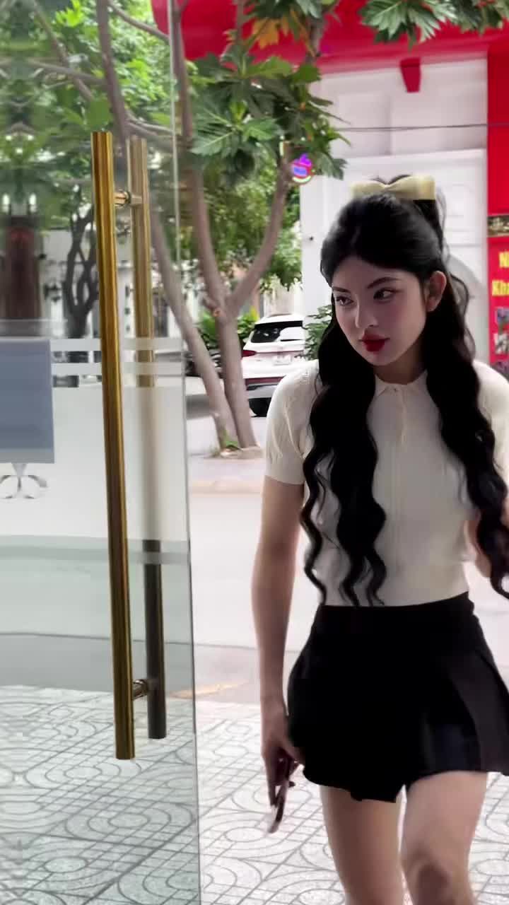 HOT TIKTOKER MIA LÊ TÁI KHÁM MŨI SAU 9 THÁNG NÂNG MŨI 3D SIGNATURE