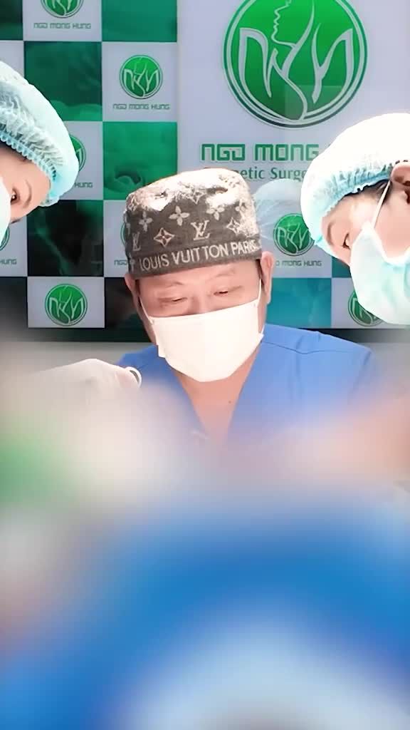 Giải mã bí quyết để Eva luôn tươi trẻ như tuổi đôi mươi?