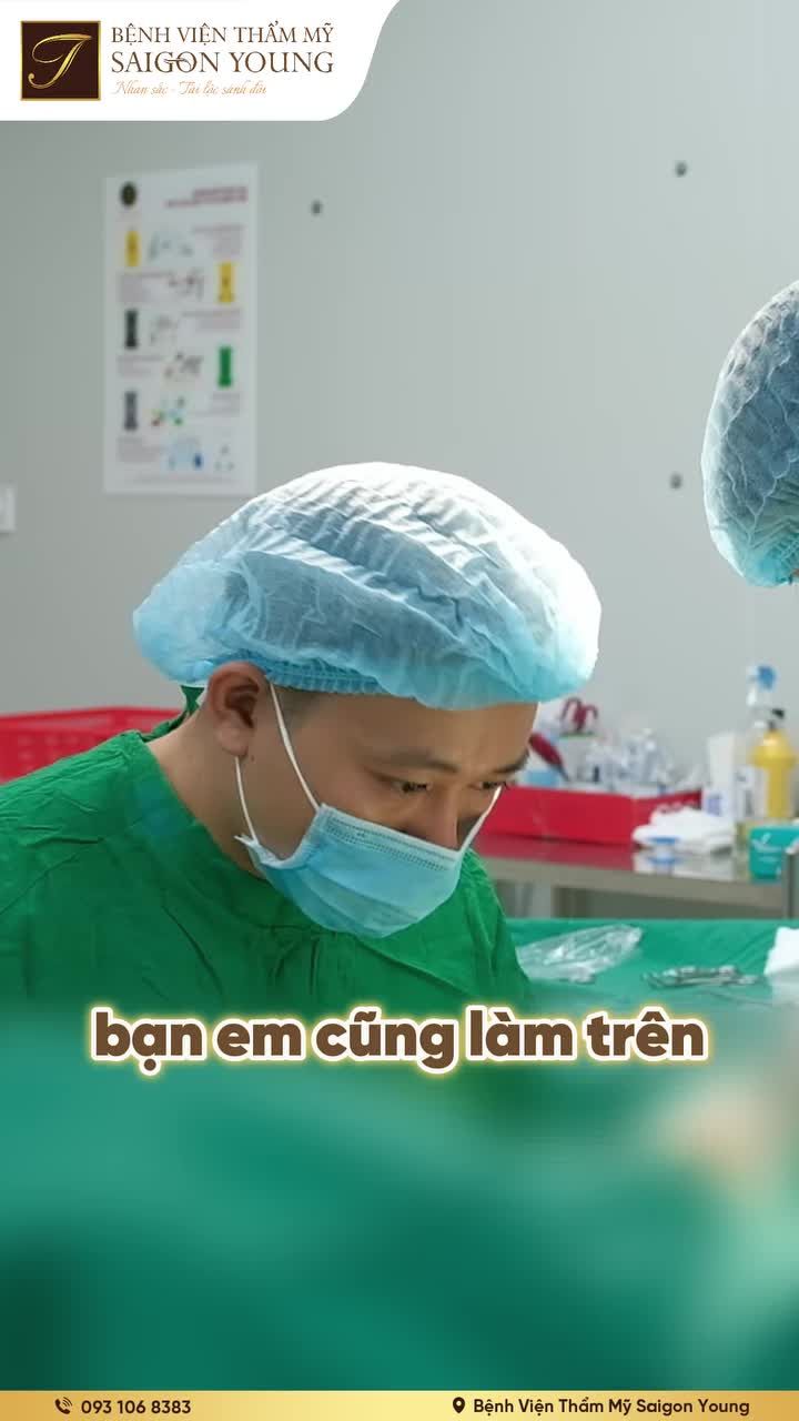 Khách hàng từng nâng vòng 1 tại Saigon Young vào 7 năm trước. Giờ đây, chị tiếp tục tin tưởng thực hiện tân trang "cô bé" tại Saigon Young.