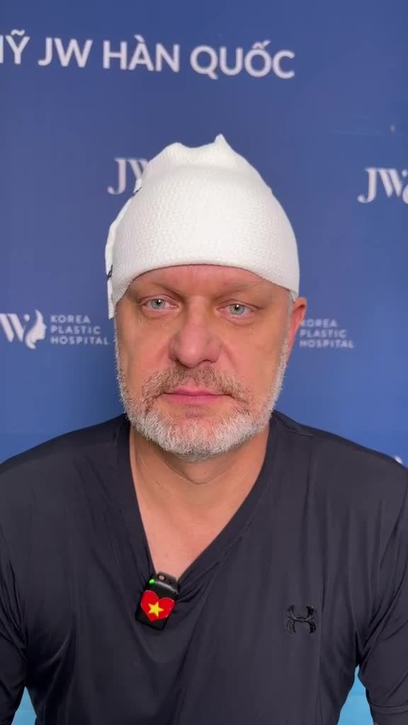 Quý ông U60 Ba Lan sở hữu đôi mắt TRẺ 20 TUỔI, SẸO VÔ HÌNH sau 1 lần thực hiện TREO CHÂN MÀY NỘI SOI 4X tại JW