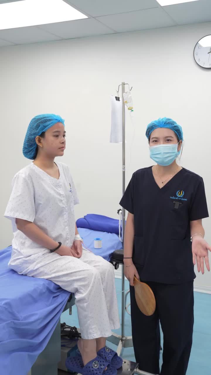 Bs Vũ Quang gửi đến các chị em kết quả ngay sau khi làm của khách hàng thực hiện nâng mũi cấu trúc softline